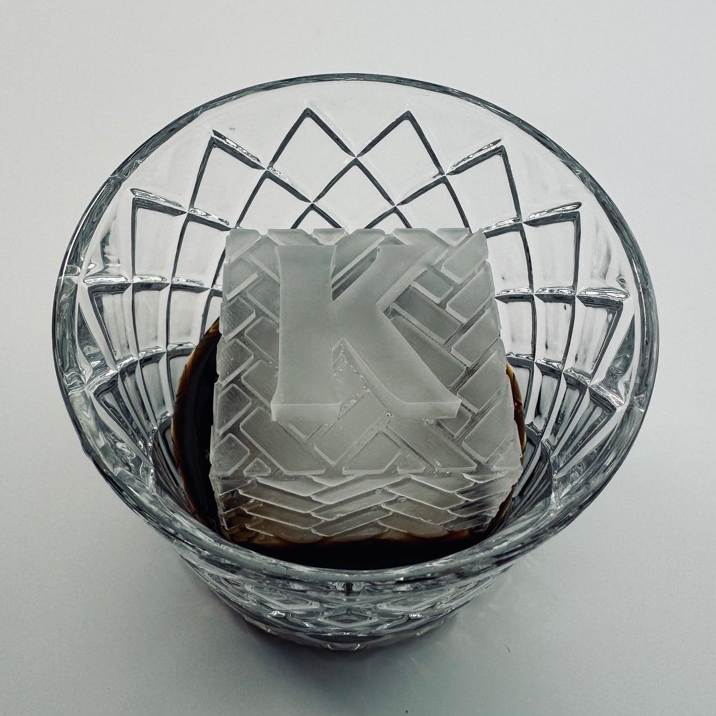 Molde para cubitos de hielo enmarcado de 2,1 pulgadas / Estilo Premiere