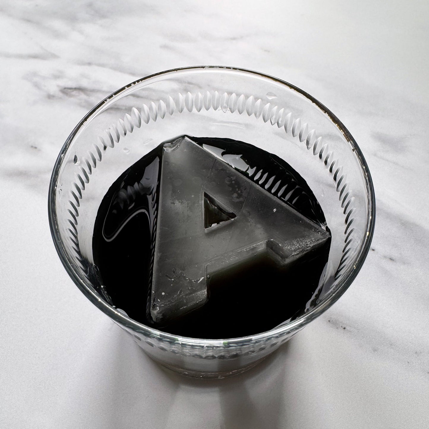 Letters & Numbers Ice Tray – Custom Alphabet & Number Ice for your Drinks
