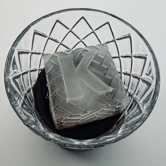 Molde para cubitos de hielo enmarcado de 2,1 pulgadas / Estilo Premiere