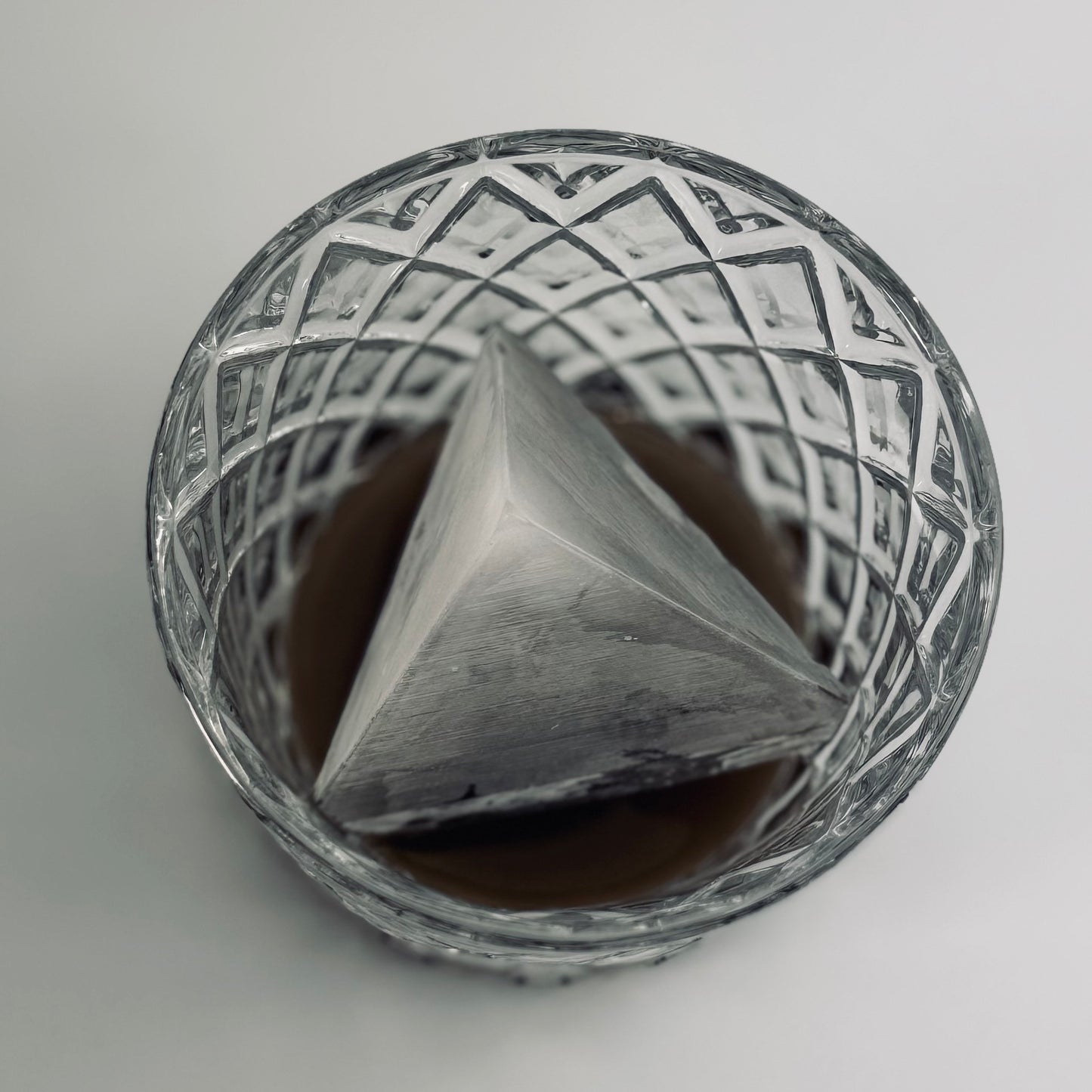 Pyramid Ice Trays – Obelisk Ice Mold Inspired Ice Cube for Cocktails & Whiskey