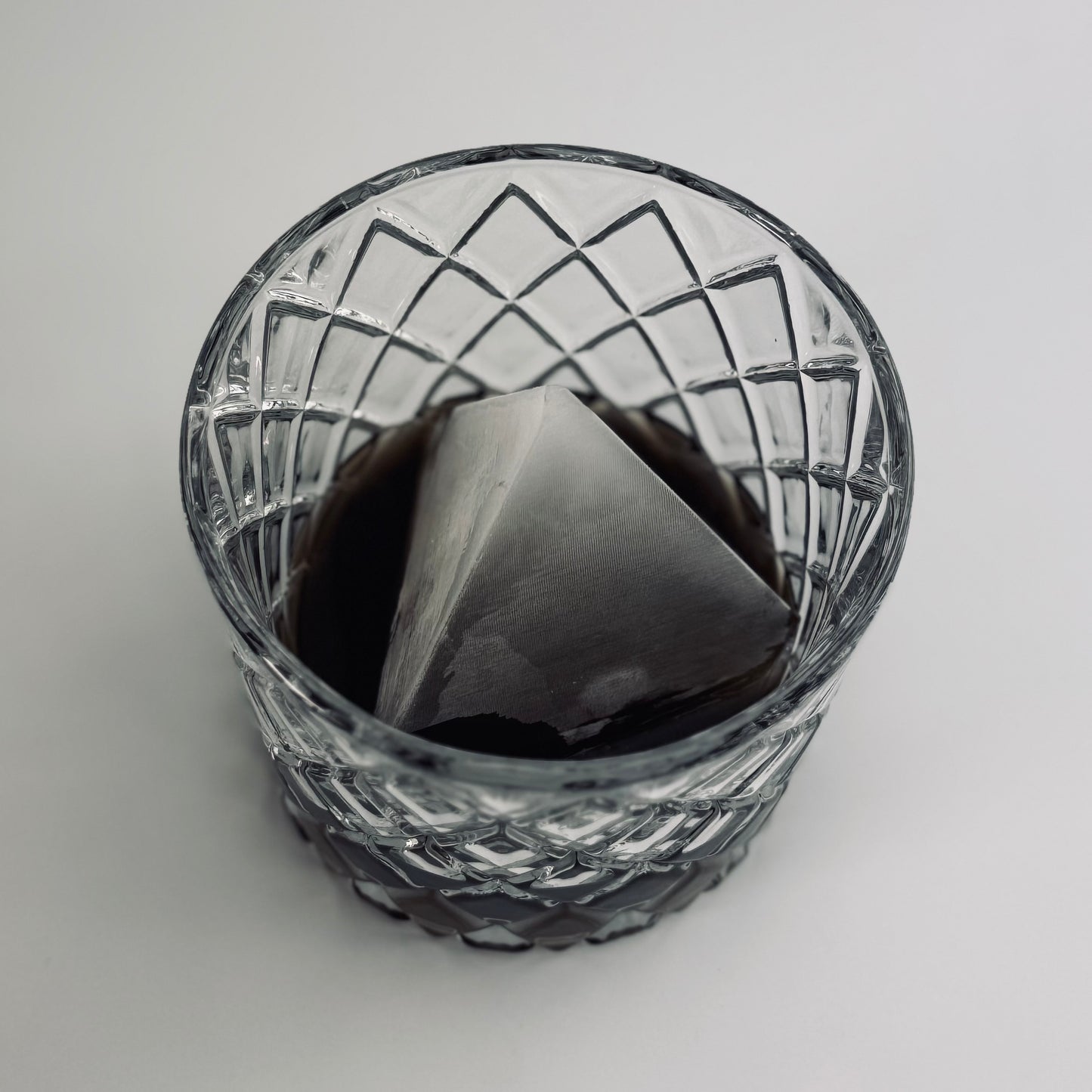 Pyramid Ice Trays – Obelisk Ice Mold Inspired Ice Cube for Cocktails & Whiskey