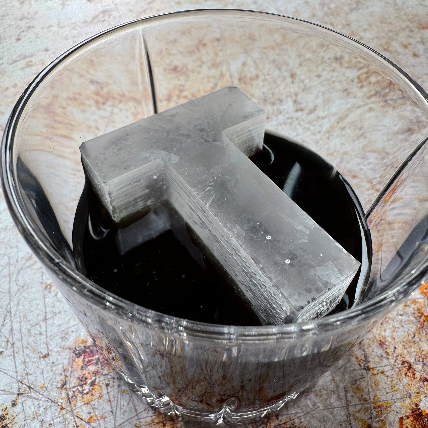 Letters & Numbers Ice Tray – Custom Alphabet & Number Ice for your Drinks