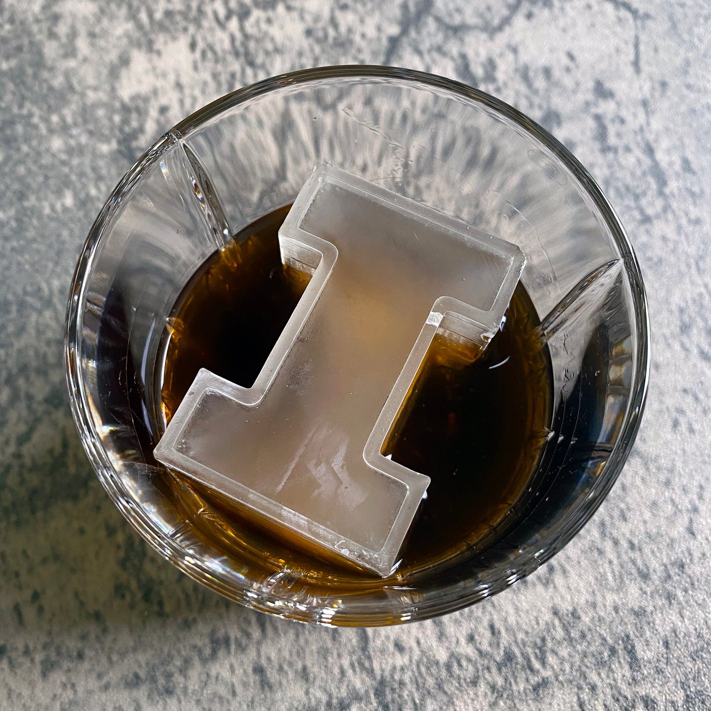 Letters & Numbers Ice Tray – Custom Alphabet & Number Ice for your Drinks