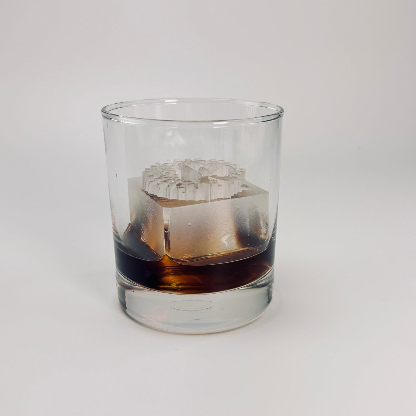 Moldes y bandejas de hielo con forma de corona navideña