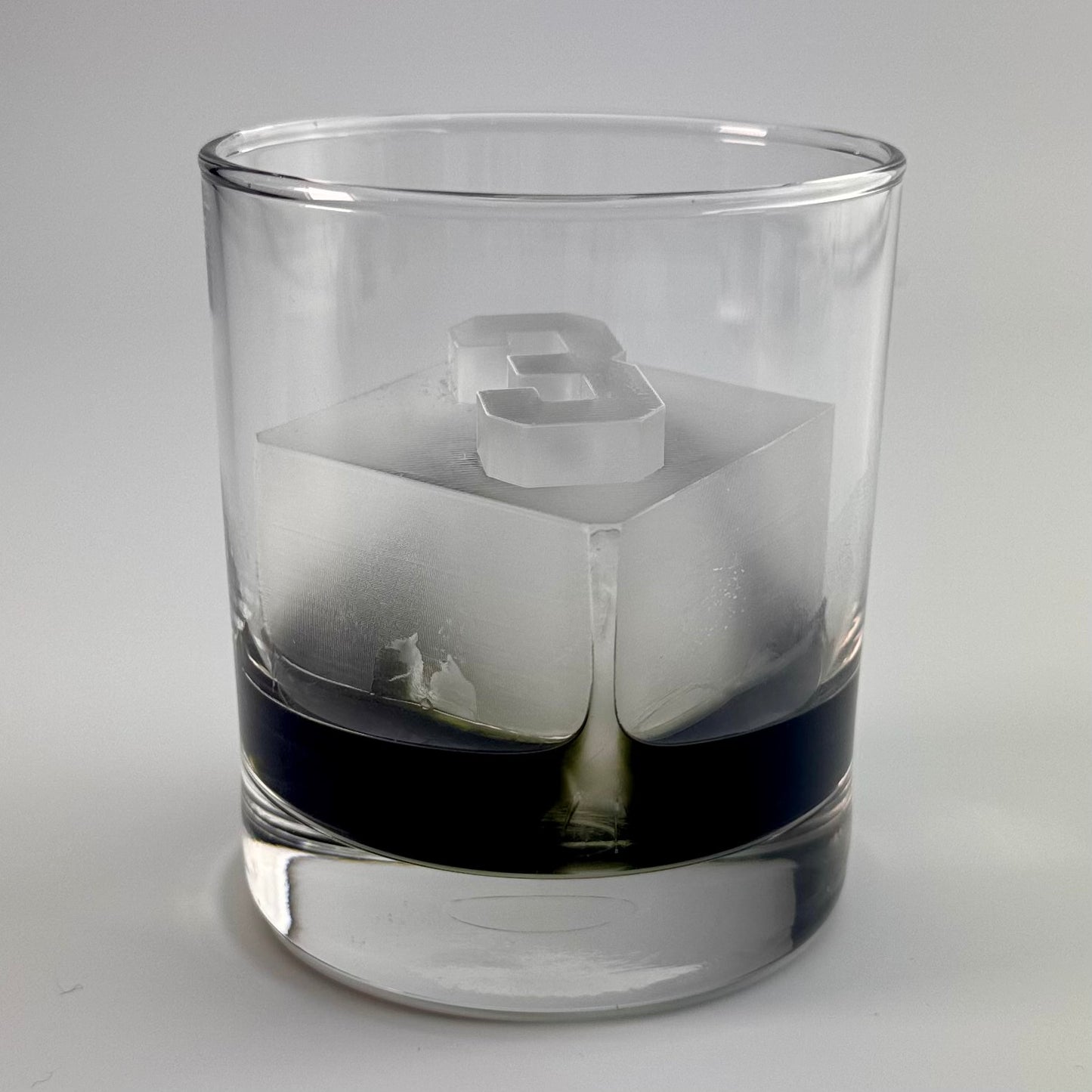 Collegiate Ice Tray – Number or Letter Whiskey Cubes