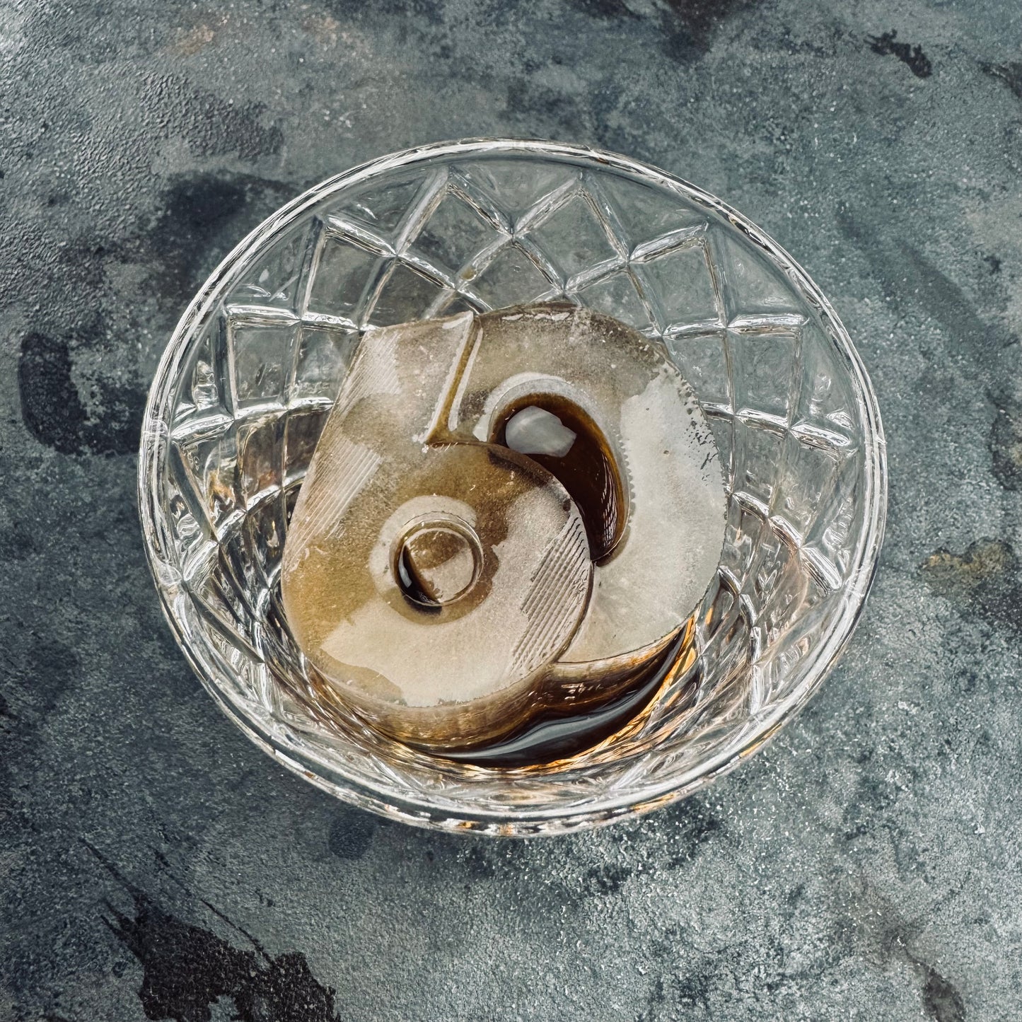 Numbers Silicone Ice Tray – Numbered Ice Cube Mold for Whiskey & Cocktails