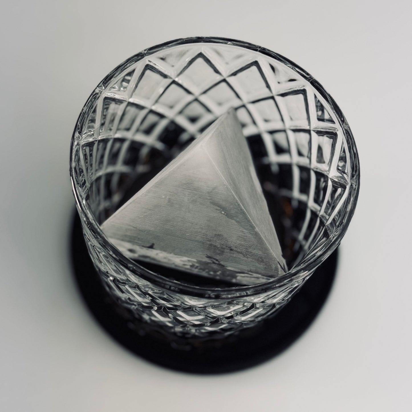 Pyramid Ice Trays – Obelisk Ice Mold Inspired Ice Cube for Cocktails & Whiskey
