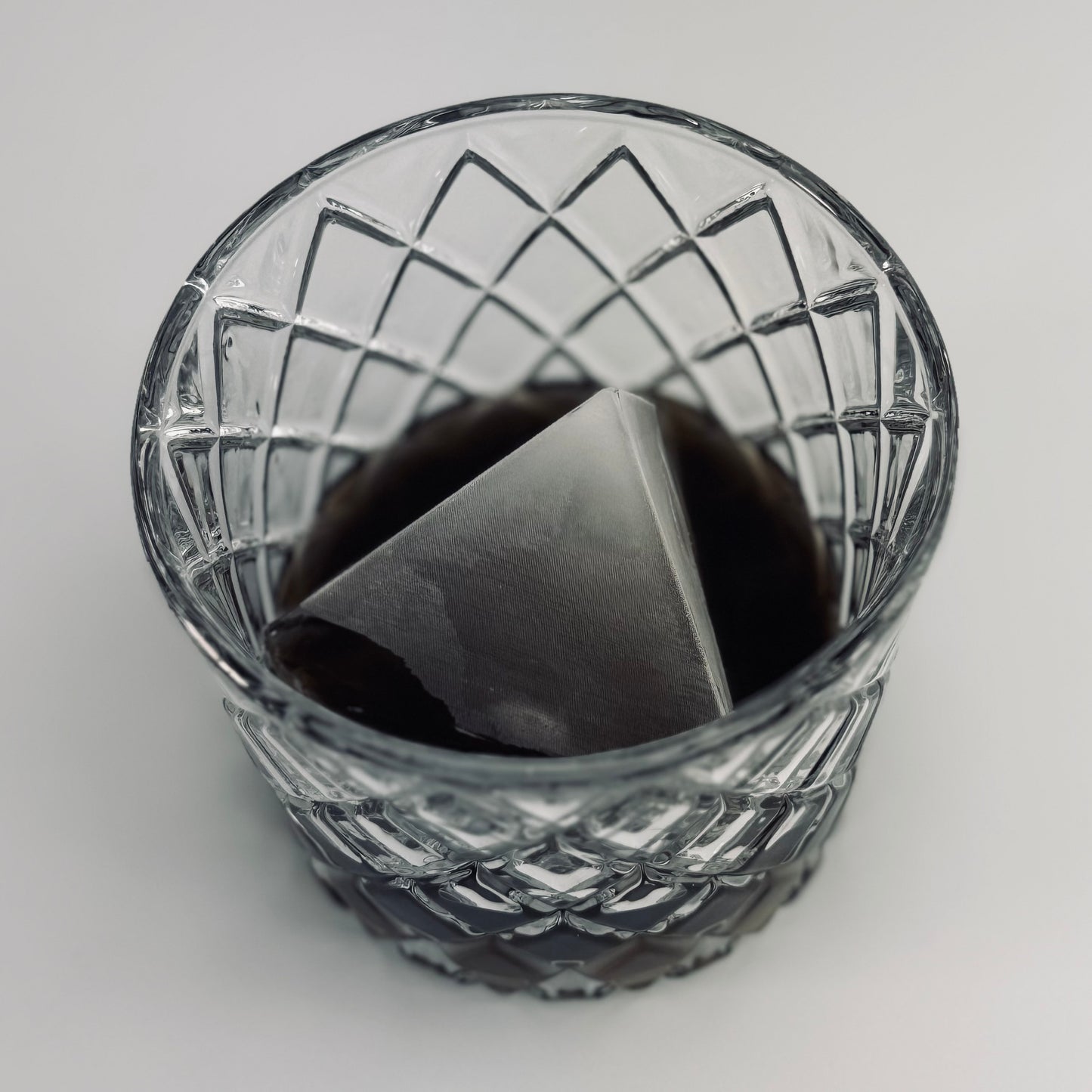 Pyramid Ice Trays – Obelisk Ice Mold Inspired Ice Cube for Cocktails & Whiskey