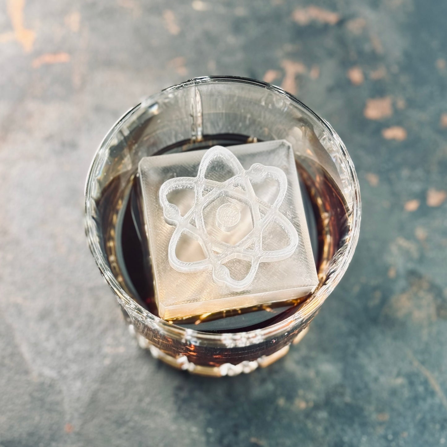 Atom Molecule Ice Tray – Science Ice Cubes