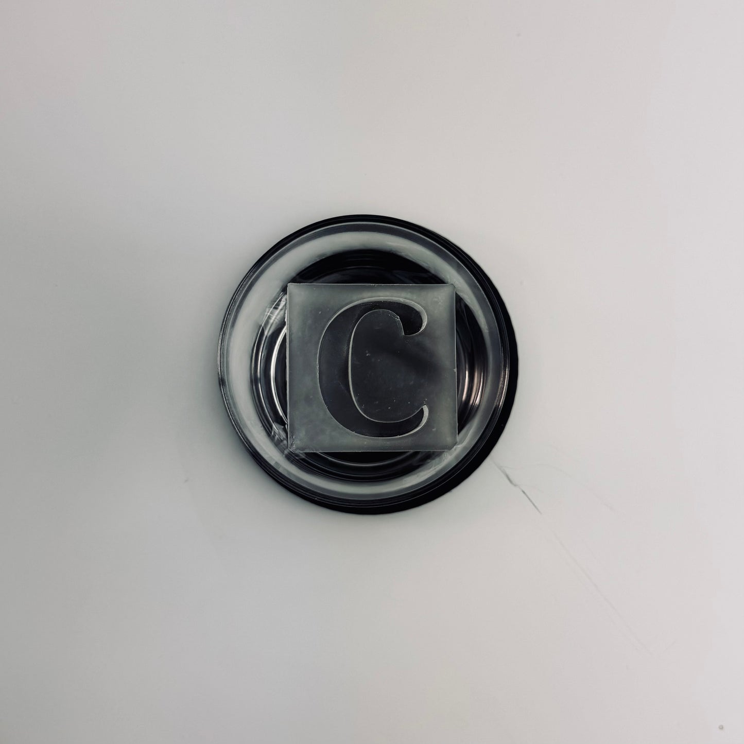 Personalized Recessed-Letter Silicone Ice Tray – Custom Ice Cube Mold for Whiskey & Cocktails