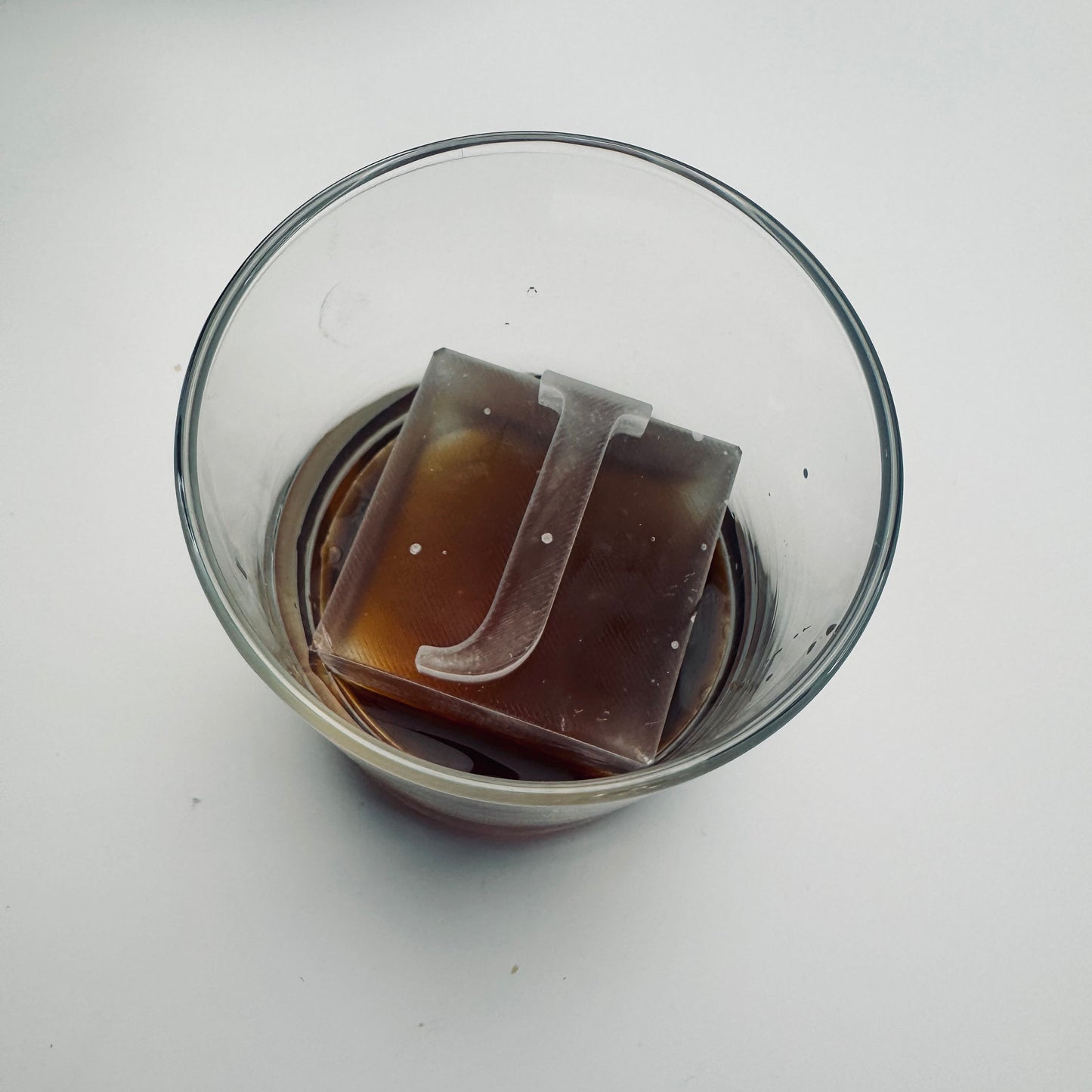 Custom Text Ice Tray – Embossed Personalized Ice Cube Mold for Whiskey & Cocktails