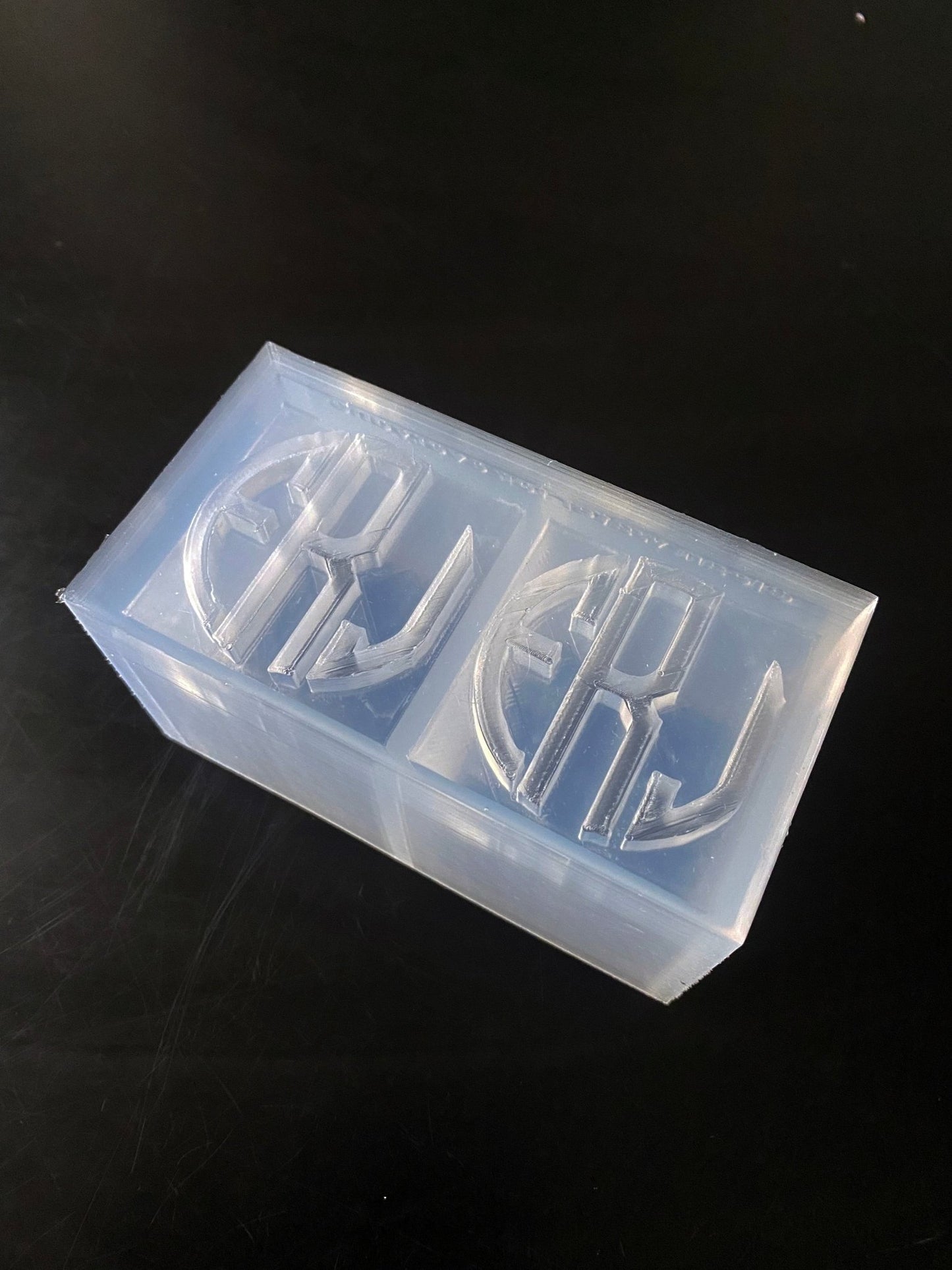 Design your own ice mold - Honest Ice